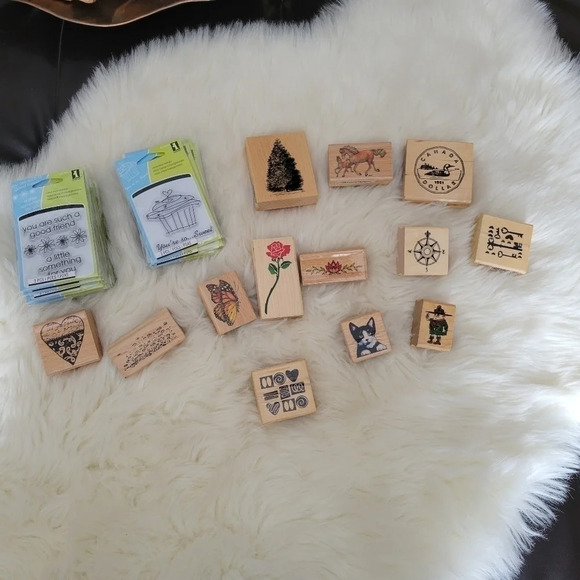 Large Lot of (31) Wood and Silicone Stamps - Picture 5 of 11